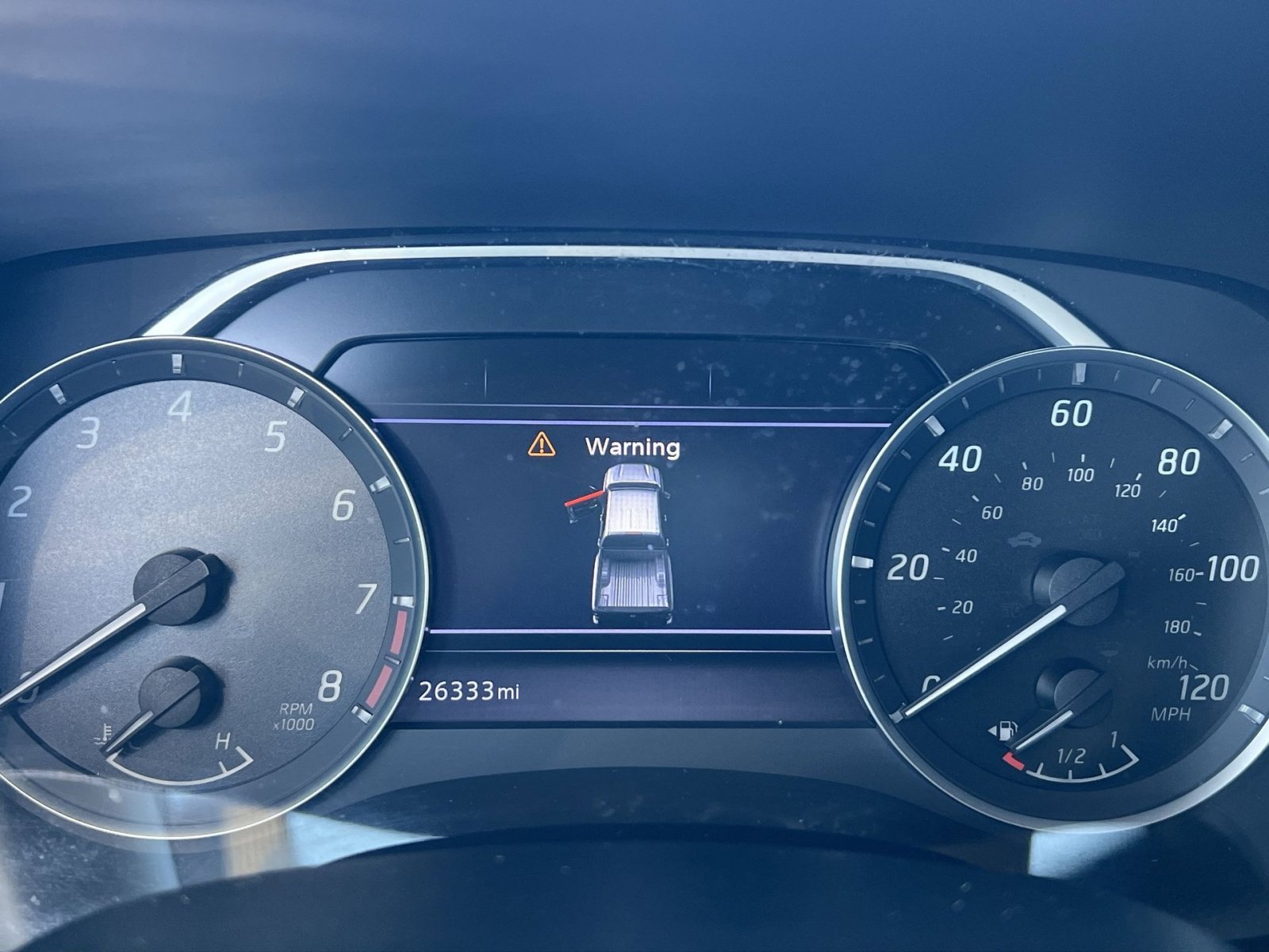 Used 2023 Nissan Frontier SV w/ Tow Package image 16