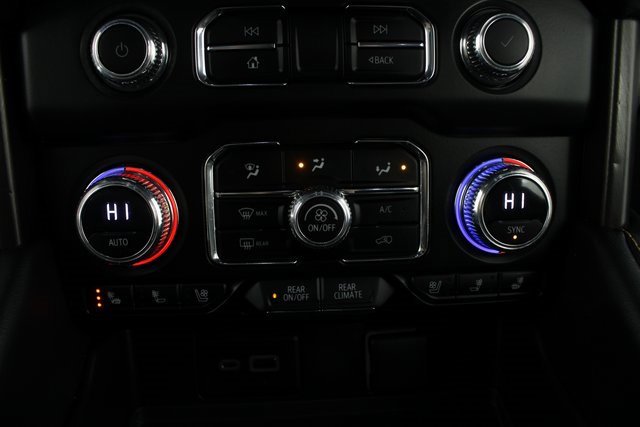 Used 2023 GMC Yukon AT4 w/ Technology Package image 7