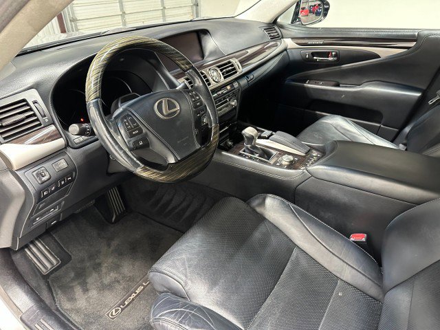 Used 2015 Lexus LS 460 L image 11