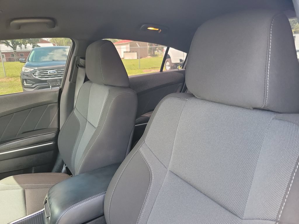 Used 2020 Dodge Charger SXT RWD image 19
