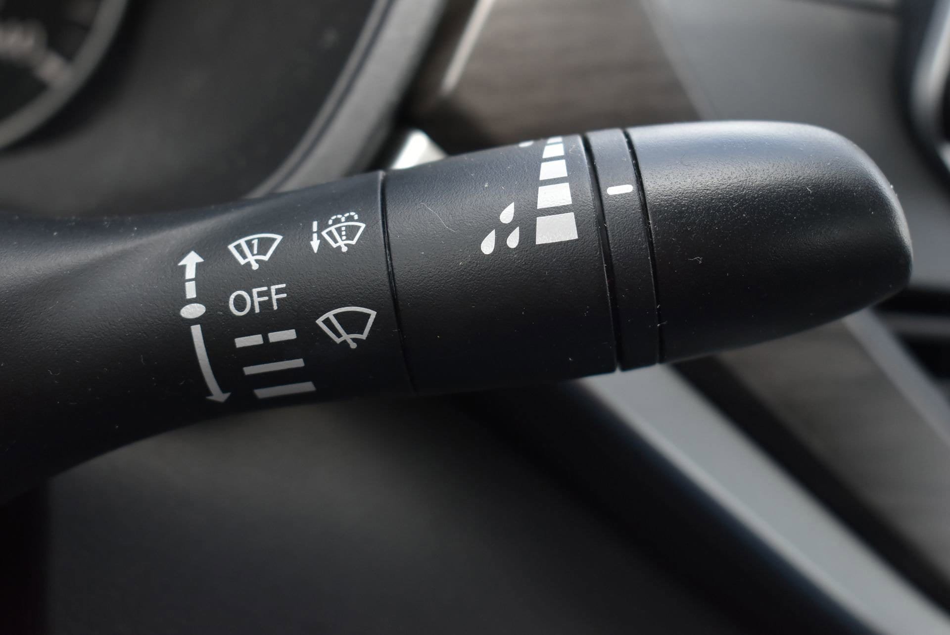 Used 2024 Nissan Altima 2.5 SV FWD image 24