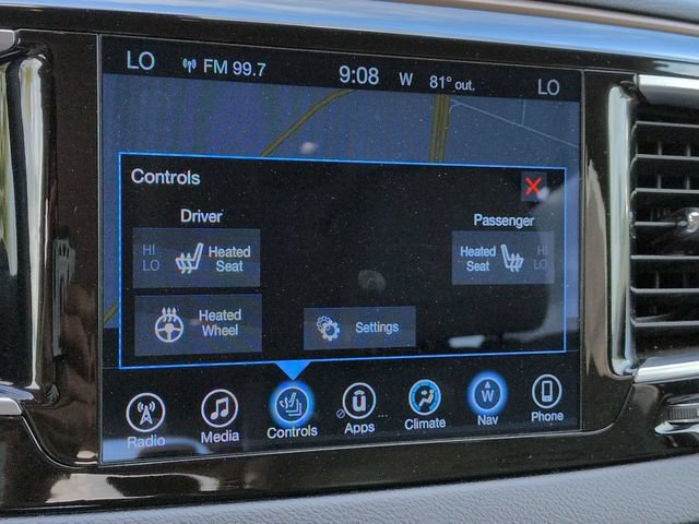 Used 2017 Chrysler Pacifica Touring-L Plus w/ Tire & Wheel Group FWD image 23
