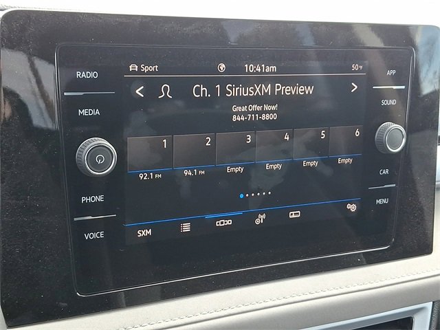 New 2025 Volkswagen Taos SE image 3