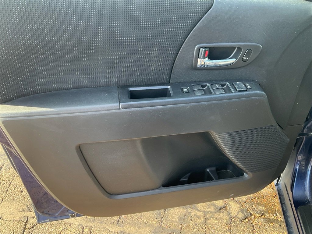 Used 2009 MAZDA MAZDA5 Sport image 27