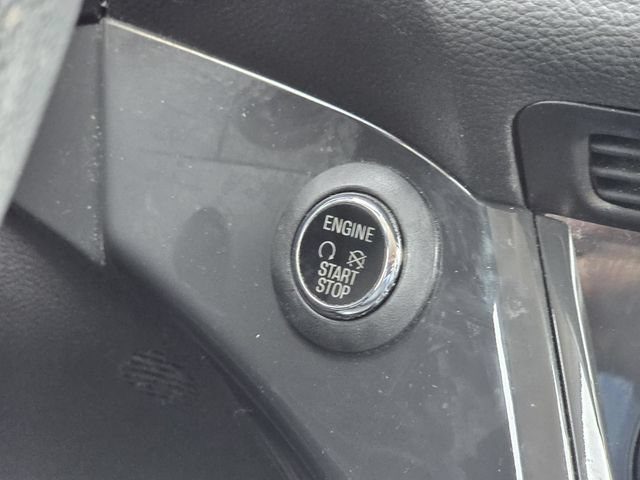 Used 2014 Ford Escape Titanium w/ Equipment Group 401A AWD/4WD image 18