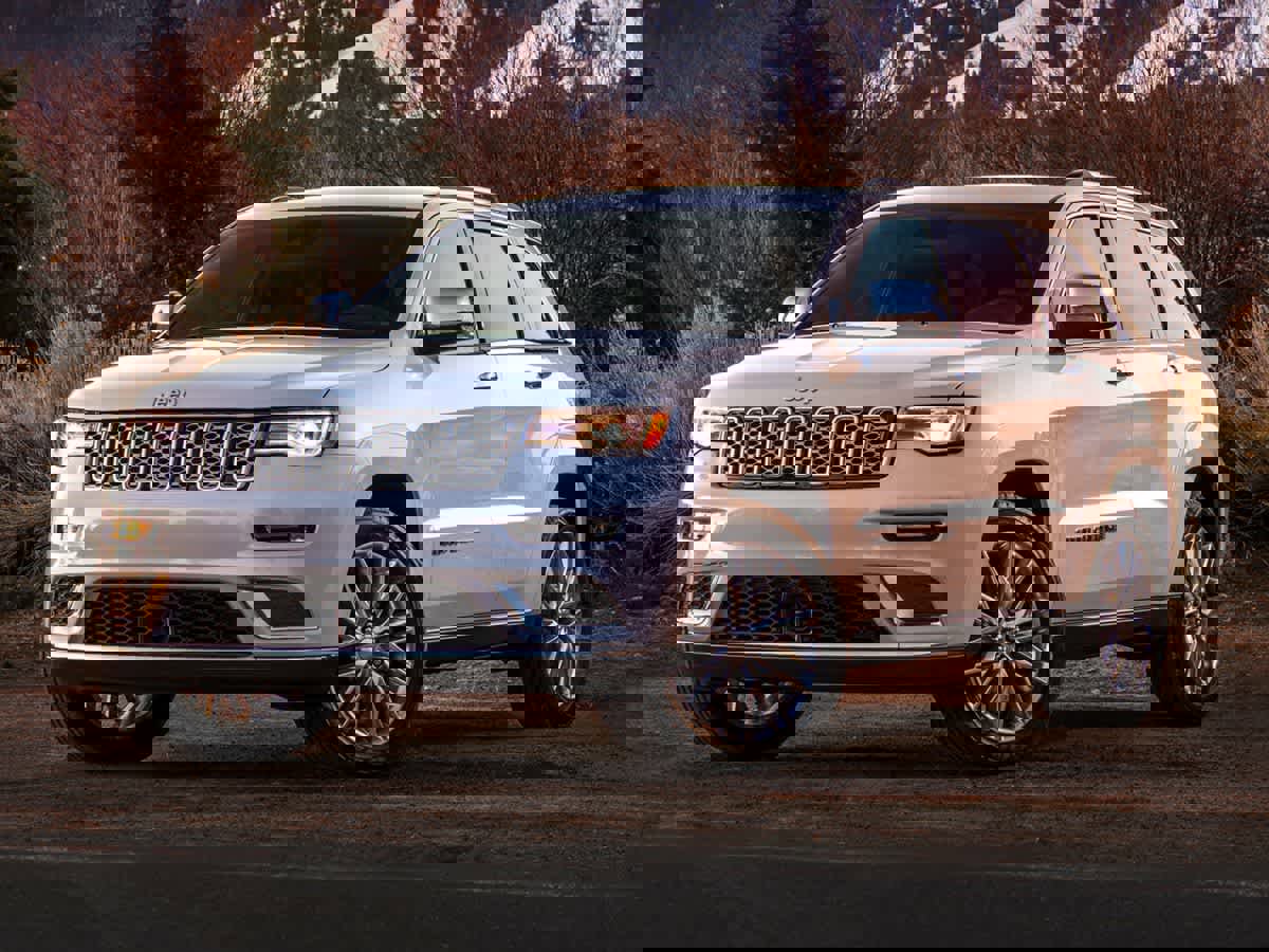Used 2021 Jeep Grand Cherokee Laredo