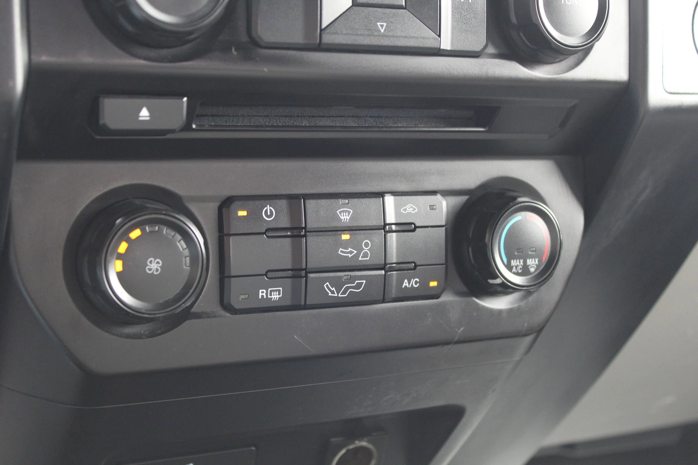 Used 2016 Ford F150 XL w/ Equipment Group 101A Mid image 27