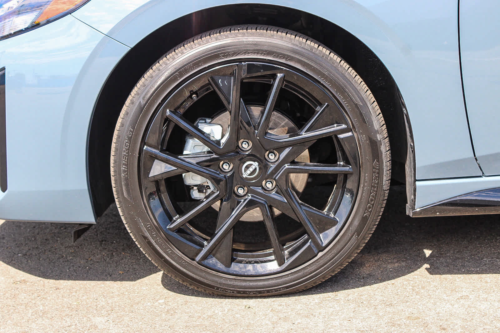 Used 2025 Nissan Sentra SR w/ Midnight Edition FWD image 11