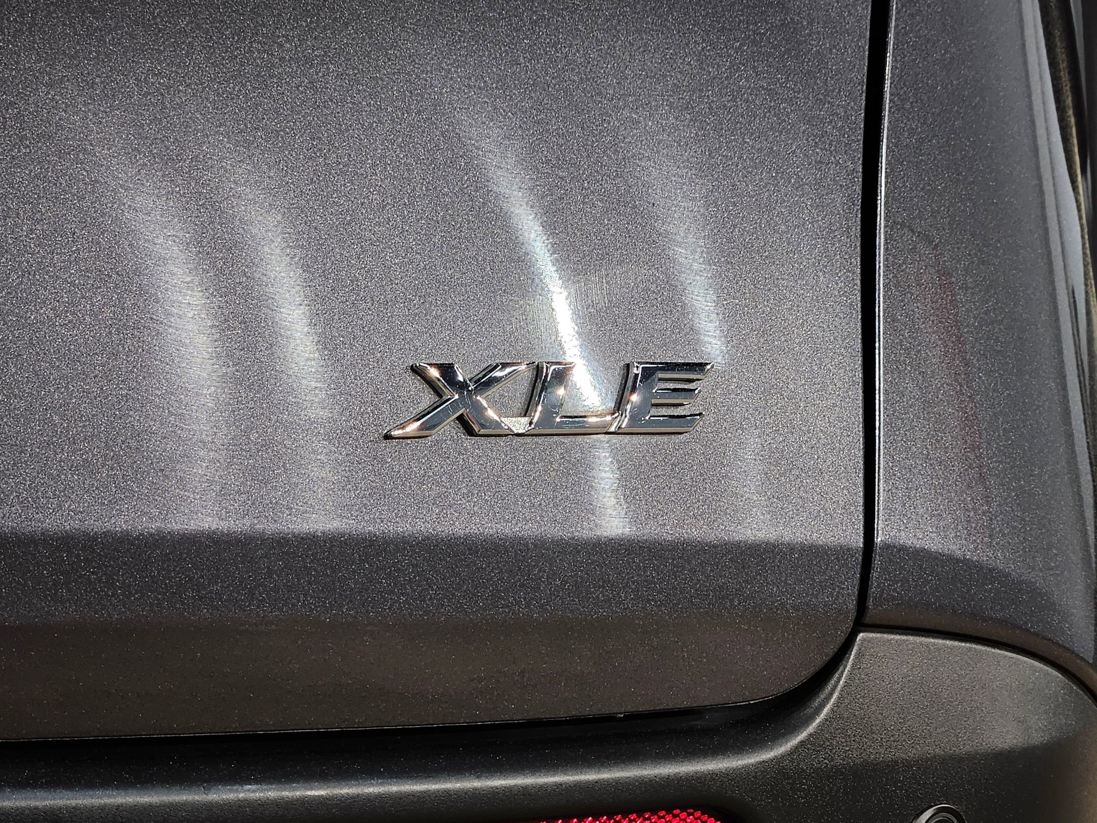 Certified 2025 Toyota Sienna XLE image 37