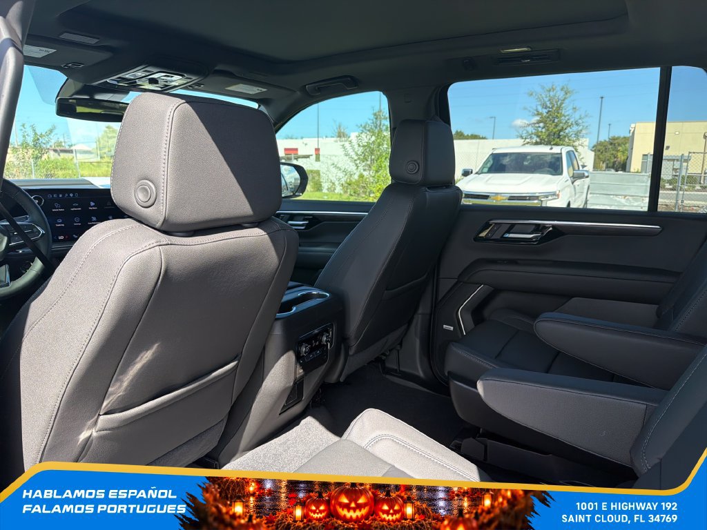 New 2026 Chevrolet Suburban LT w/ Comfort Package AWD/4WD image 25