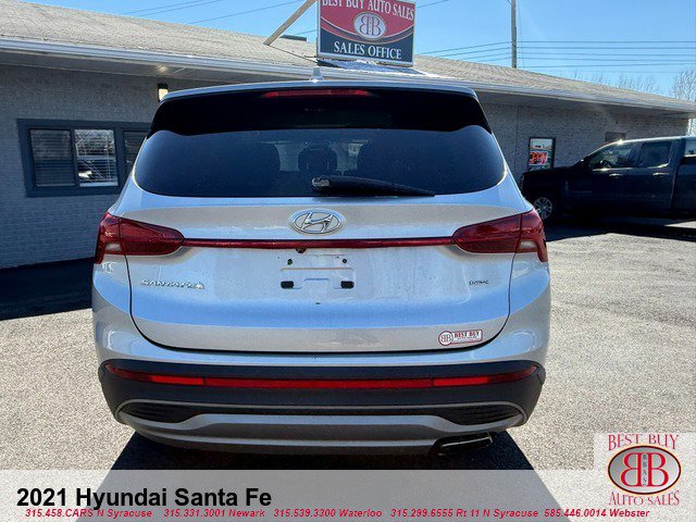 Used 2021 Hyundai Santa Fe SE w/ Cargo Package AWD/4WD image 4