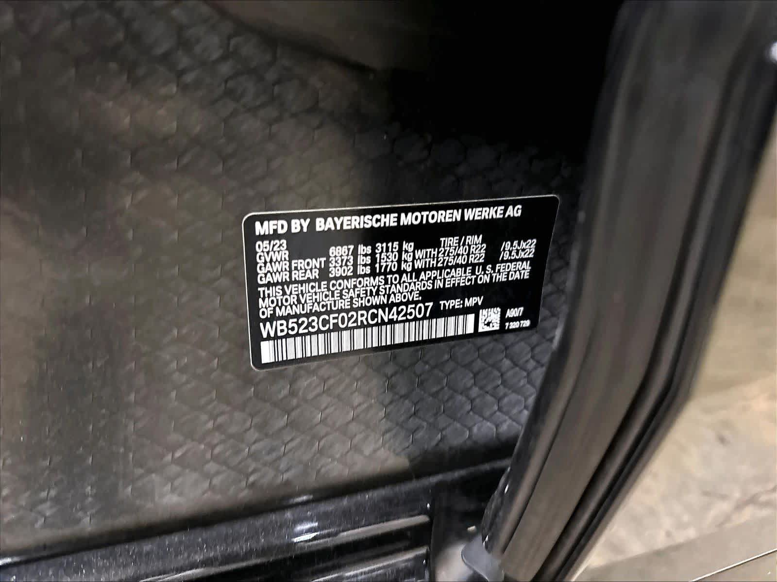 Used 2024 BMW iX xDrive50 w/ Sport Package AWD/4WD image 33