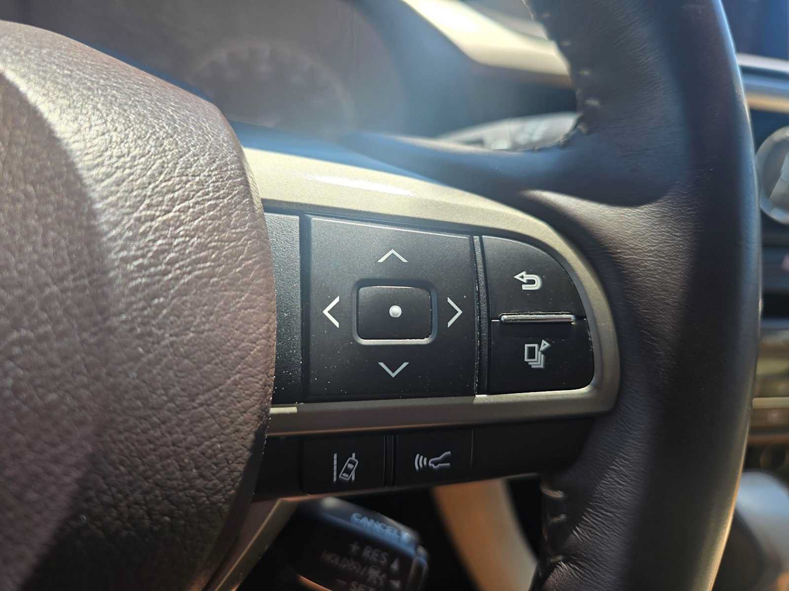 Used 2017 Lexus RX 350 FWD w/ Premium Package image 33