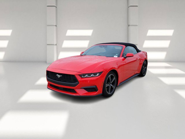 Used 2024 Ford Mustang Convertible image 1