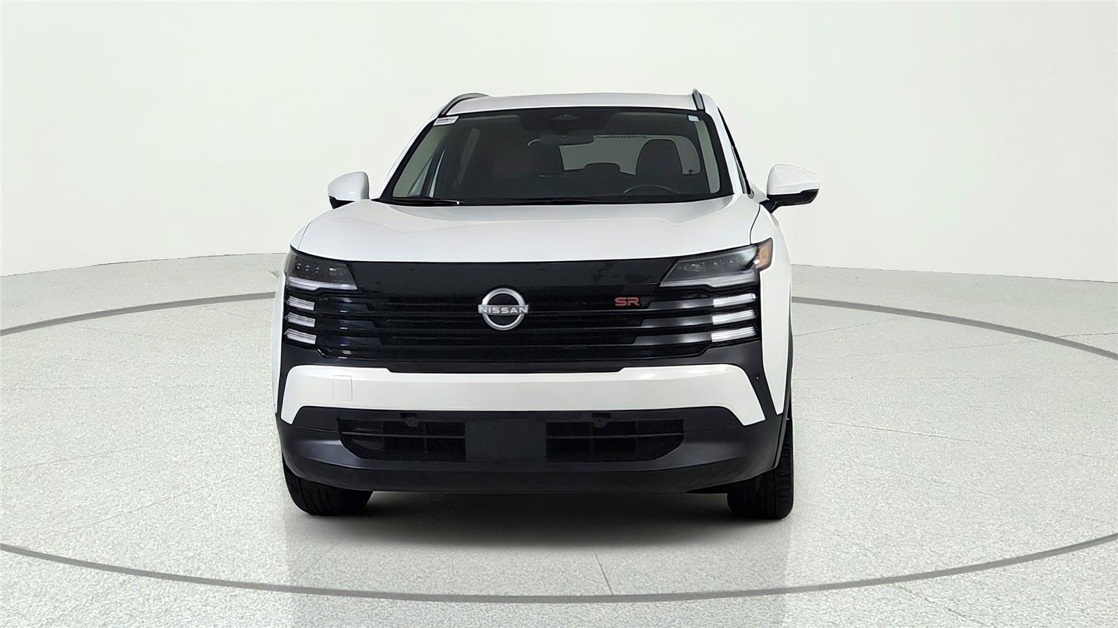 Used 2025 Nissan Kicks SR AWD/4WD image 2