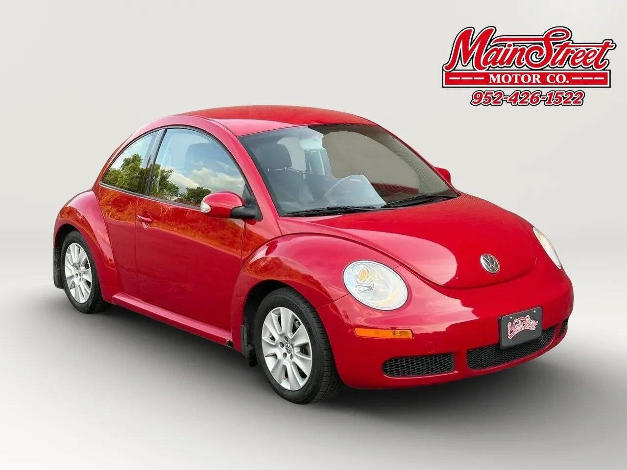Used 2010 Volkswagen Beetle Coupe FWD image 1