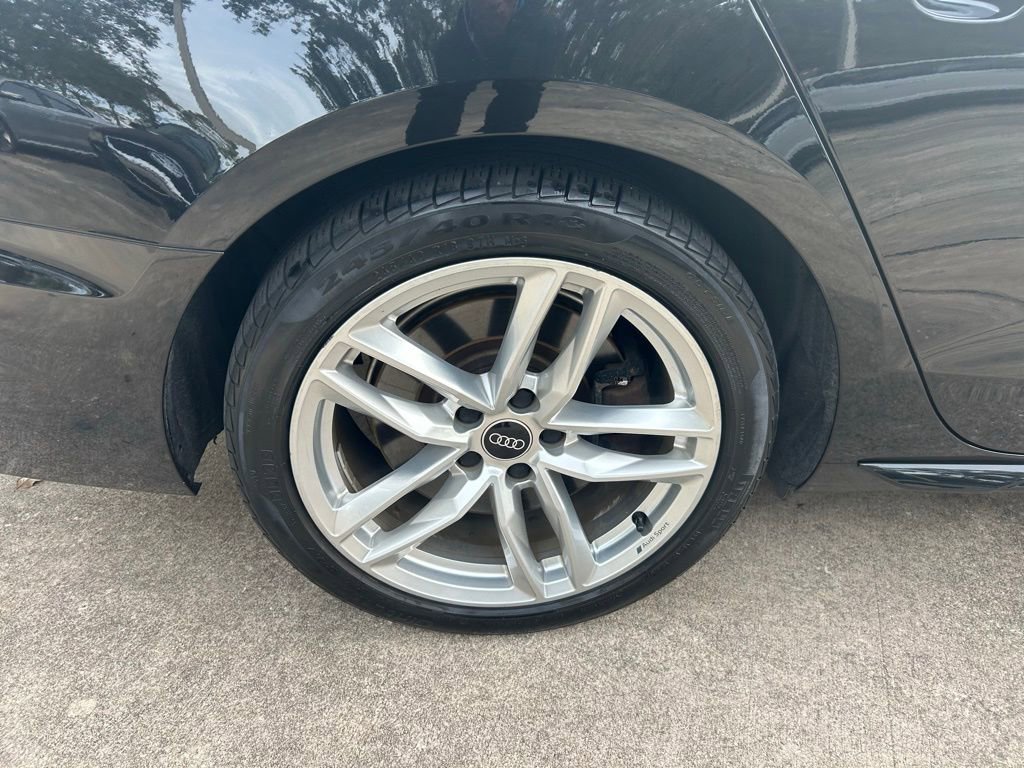 Used 2022 Audi A4 2.0T Premium w/ Convenience Package image 27