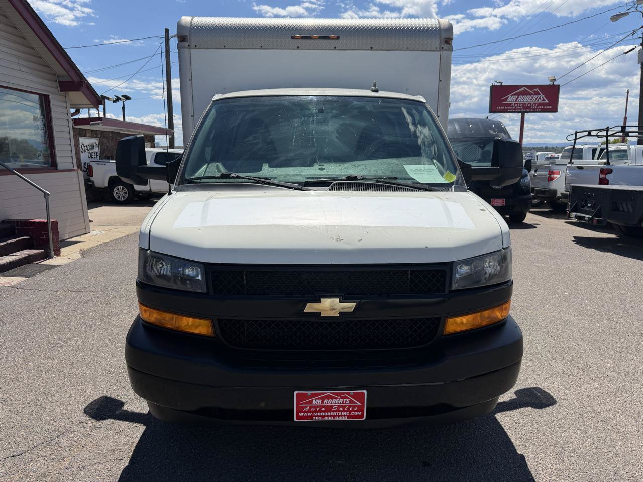 Used 2020 Chevrolet Express 3500 w/ Power Convenience Package RWD image 3