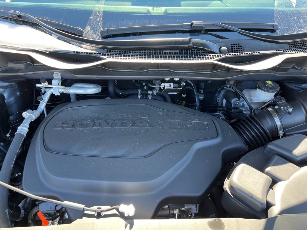 Certified 2026 Honda Odyssey Touring image 14