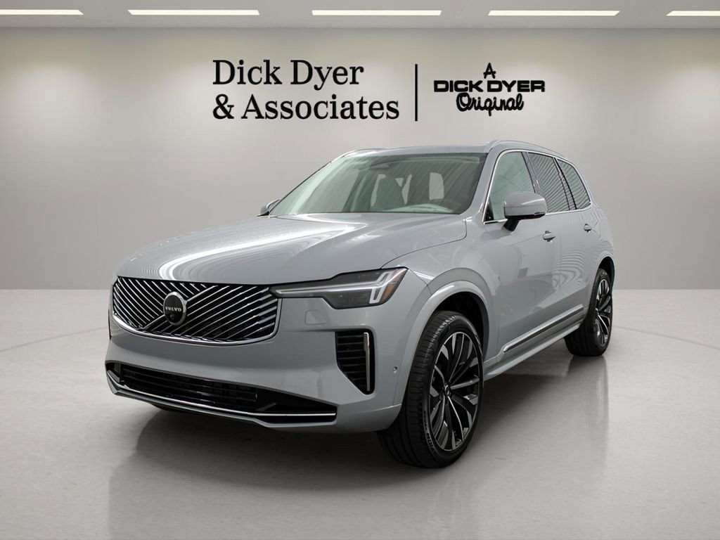 New 2026 Volvo XC90 B6 Ultra w/ Protection Package image 7