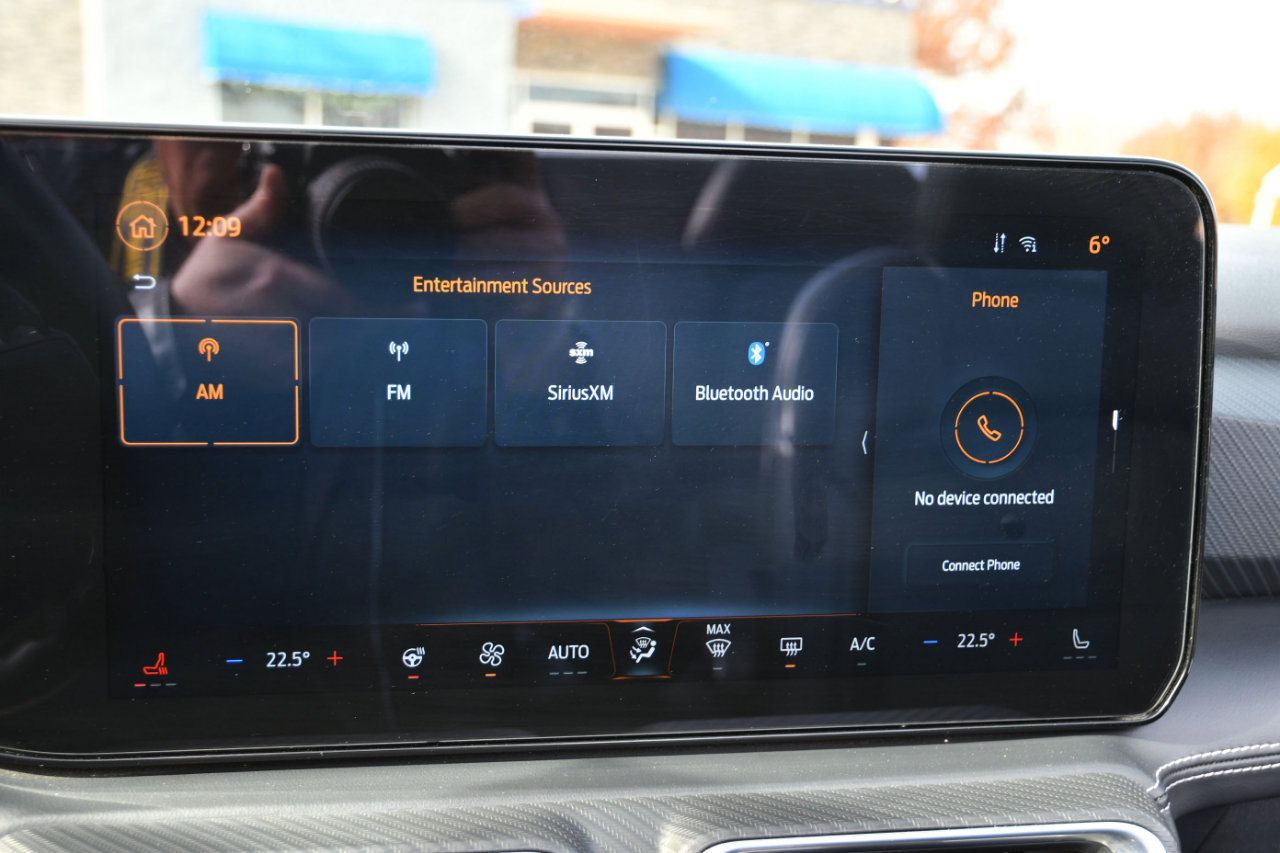 Used 2025 Ford Mustang Premium image 25