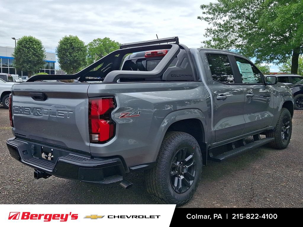 New 2026 Chevrolet Colorado Z71 w/ Midnight Edition AWD/4WD image 3