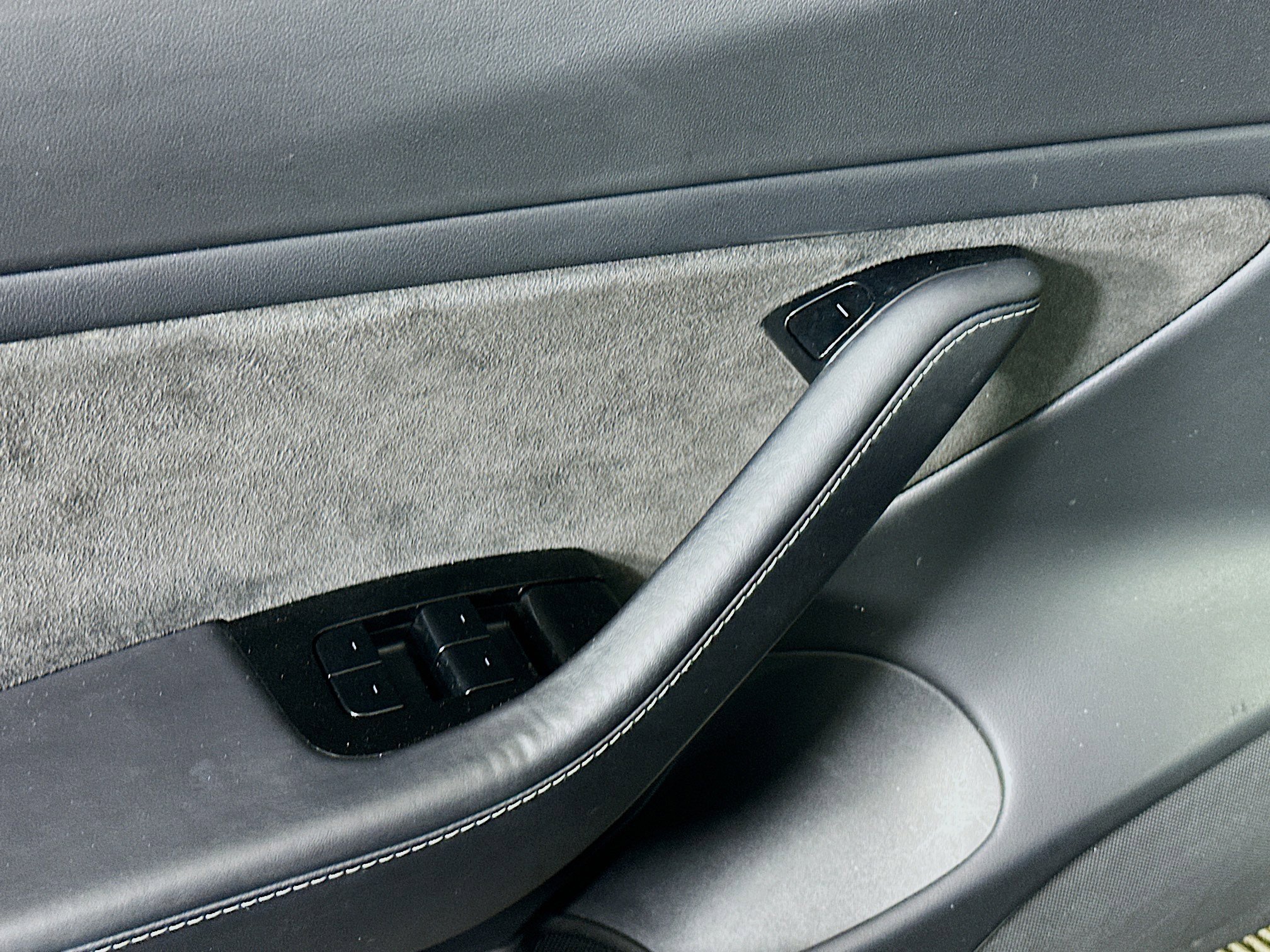 Used 2018 Tesla Model 3 Long Range image 15