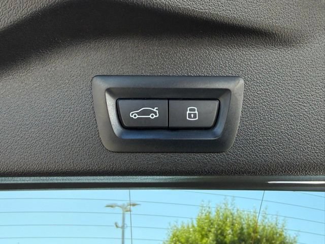 Used 2024 BMW X5 M60i AWD/4WD image 12