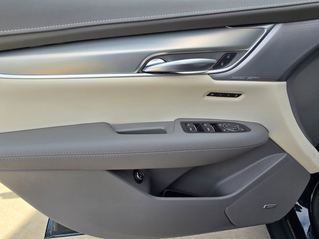 New 2026 Cadillac XT5 Premium Luxury image 14