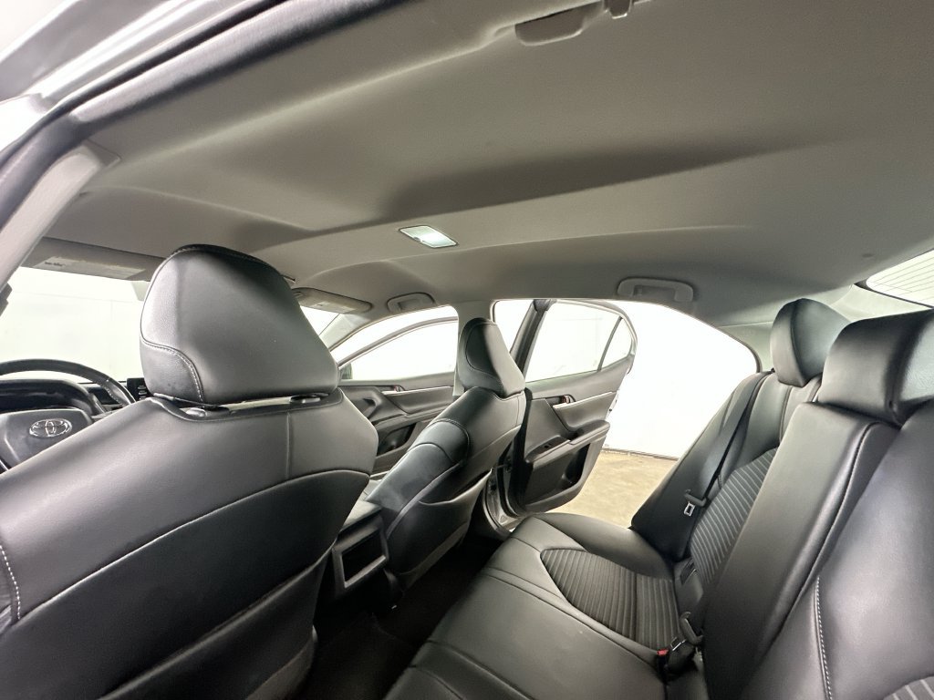 Used 2023 Toyota Camry SE FWD image 15