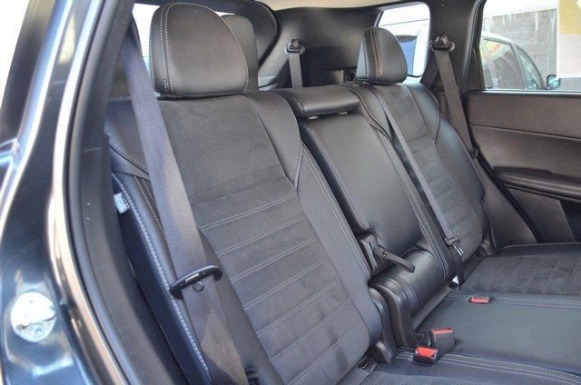 Used 2024 Mitsubishi Outlander SE image 35