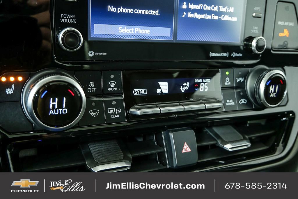 Used 2020 Toyota Highlander XLE image 15