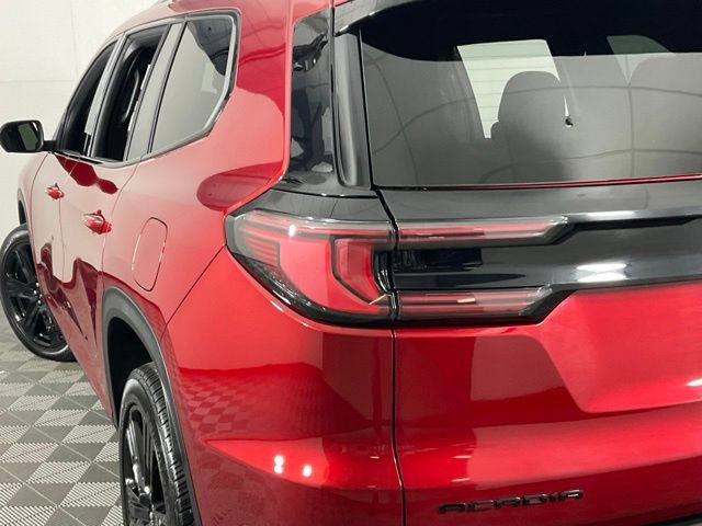 Used 2025 GMC Acadia Elevation w/ Elevation Premium Package FWD image 36