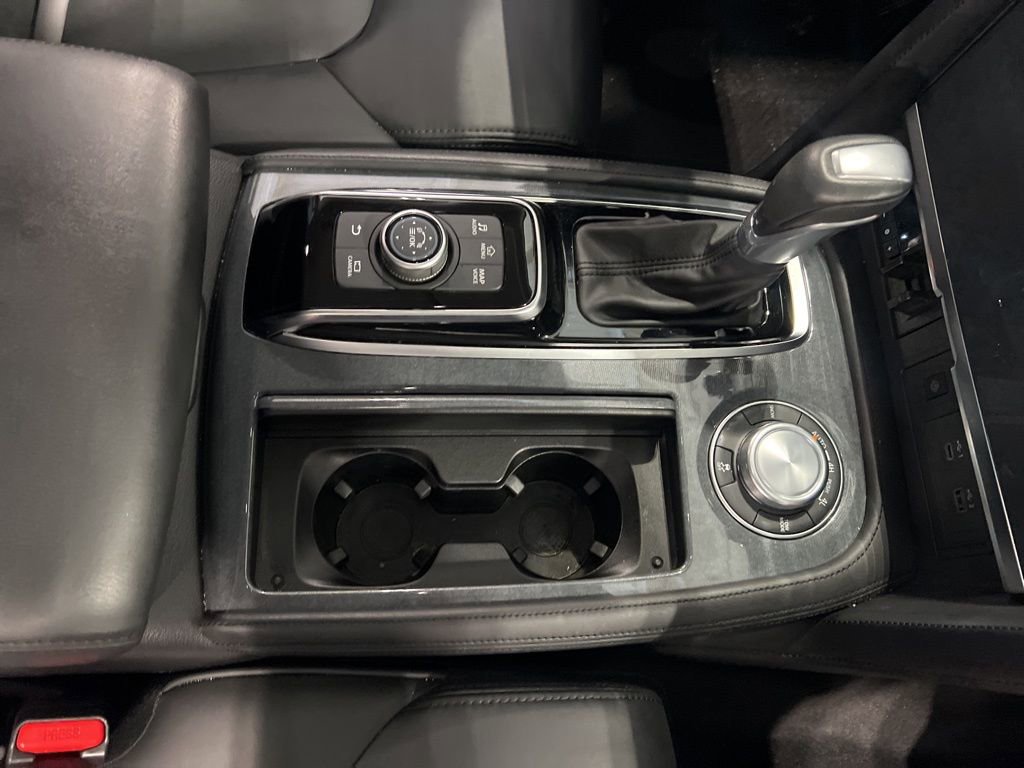 Certified 2024 Nissan Armada SV image 23