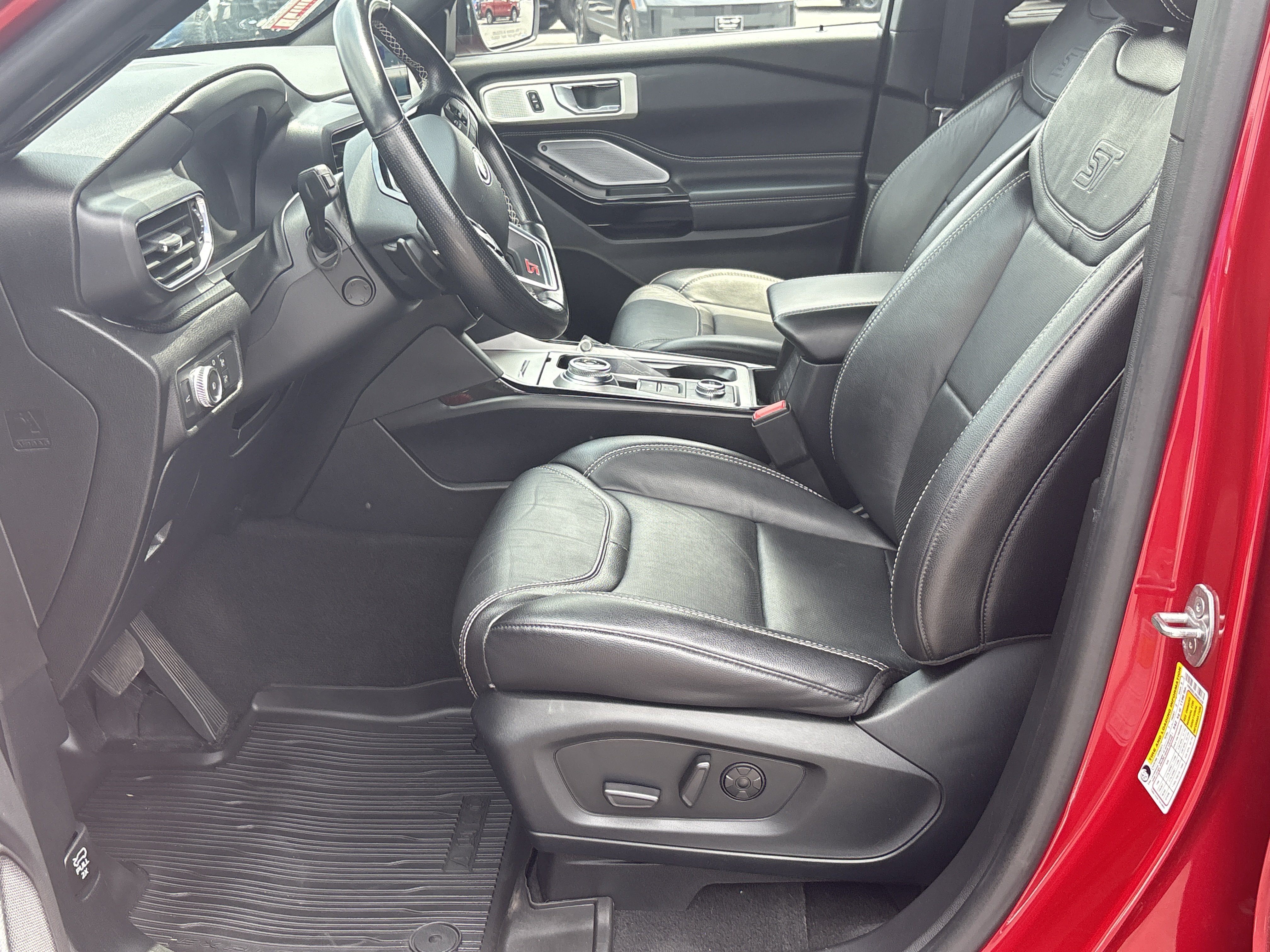 Used 2021 Ford Explorer ST w/ Equipment Group 401A AWD/4WD image 20