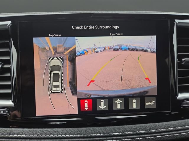 New 2026 Chrysler Pacifica Limited w/ Trailer Tow Group image 11