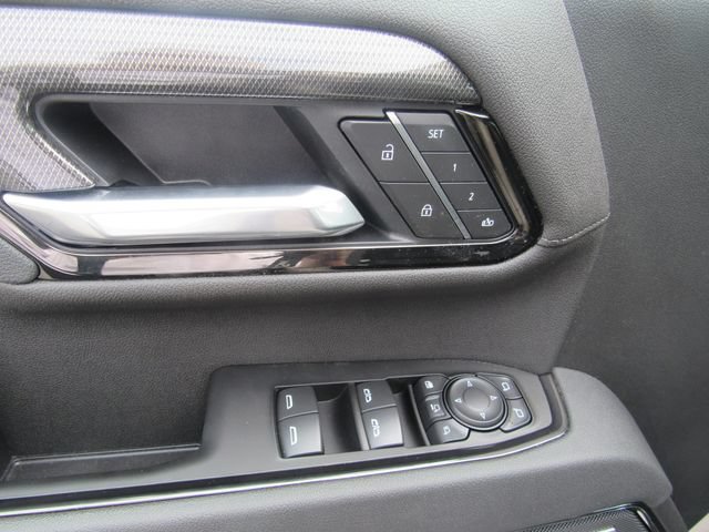 Used 2026 GMC Sierra 3500 AT4 w/ Technology Package AWD/4WD image 12