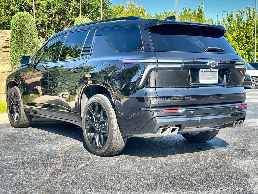 Used 2024 Chevrolet Traverse RS w/ LPO, Floor Liner Package AWD/4WD image 3