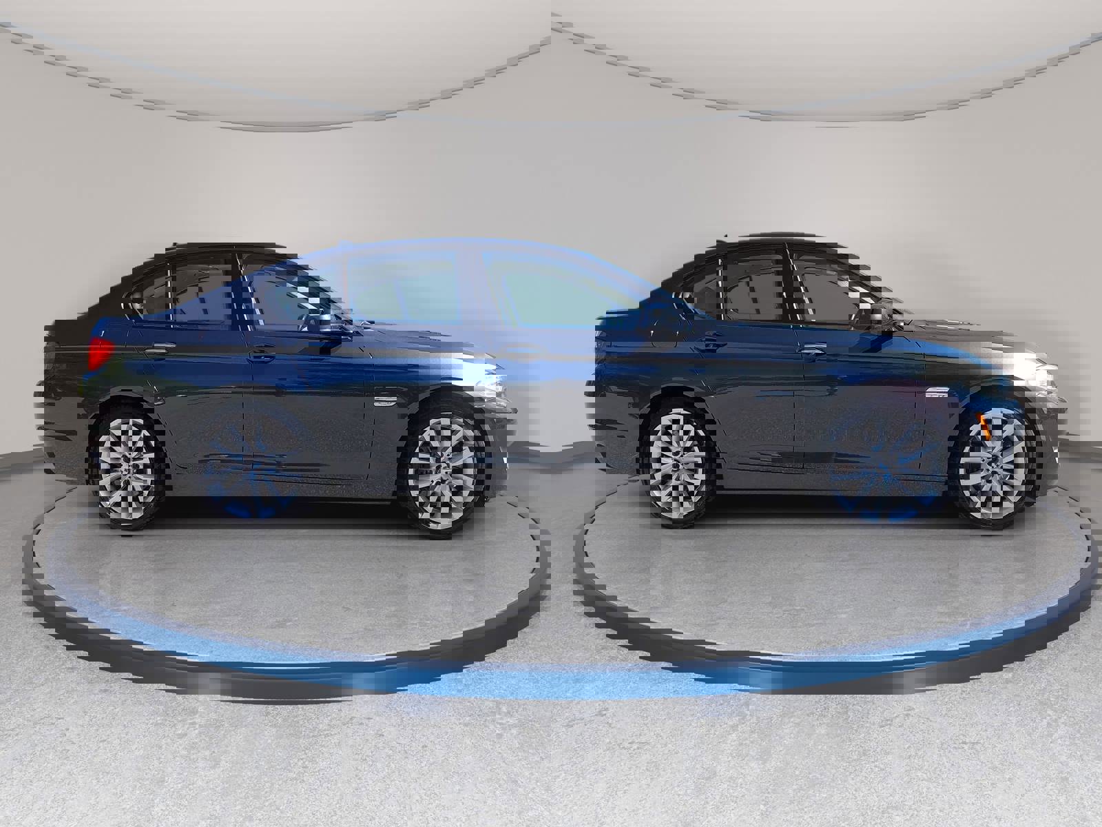 Used 2011 BMW 535i Sedan image 4