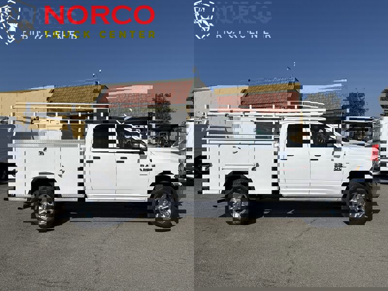 Used 2018 RAM 3500 Tradesman w/ Chrome Appearance Group image 1