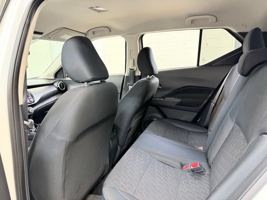 Used 2023 Nissan Kicks SV FWD image 19