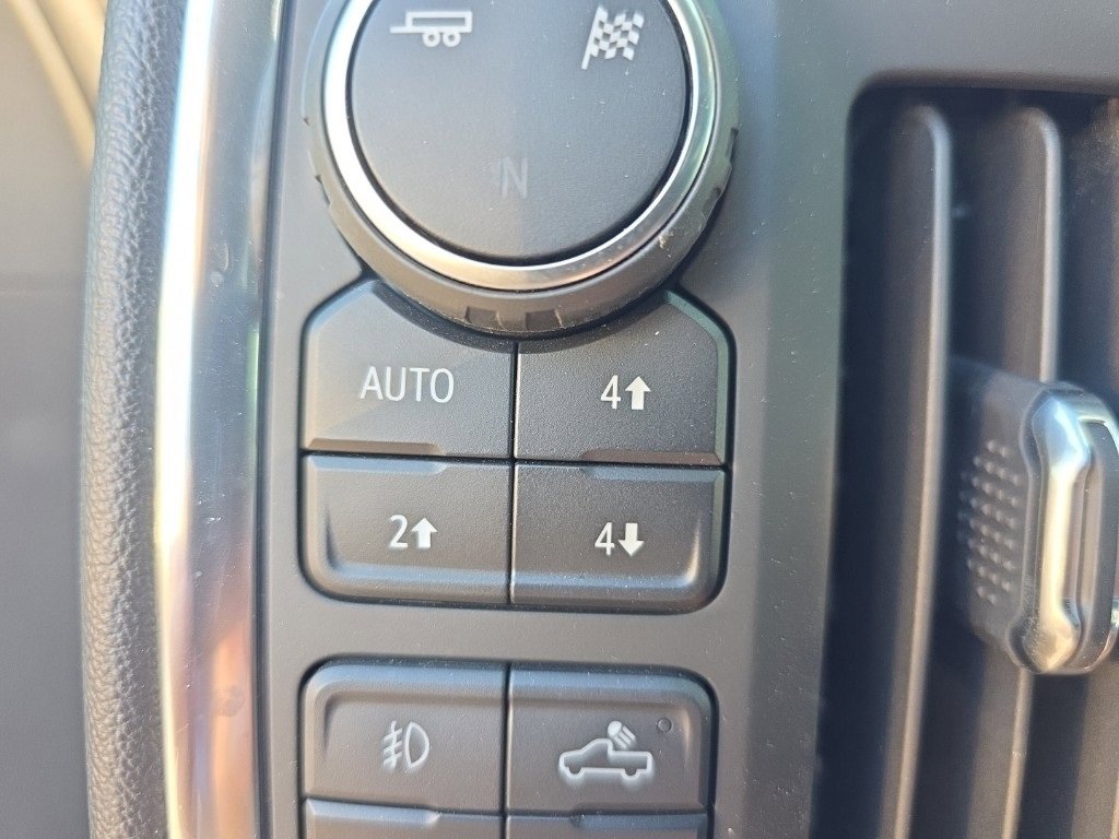 Used 2019 Chevrolet Silverado 1500 LT Trail Boss image 13