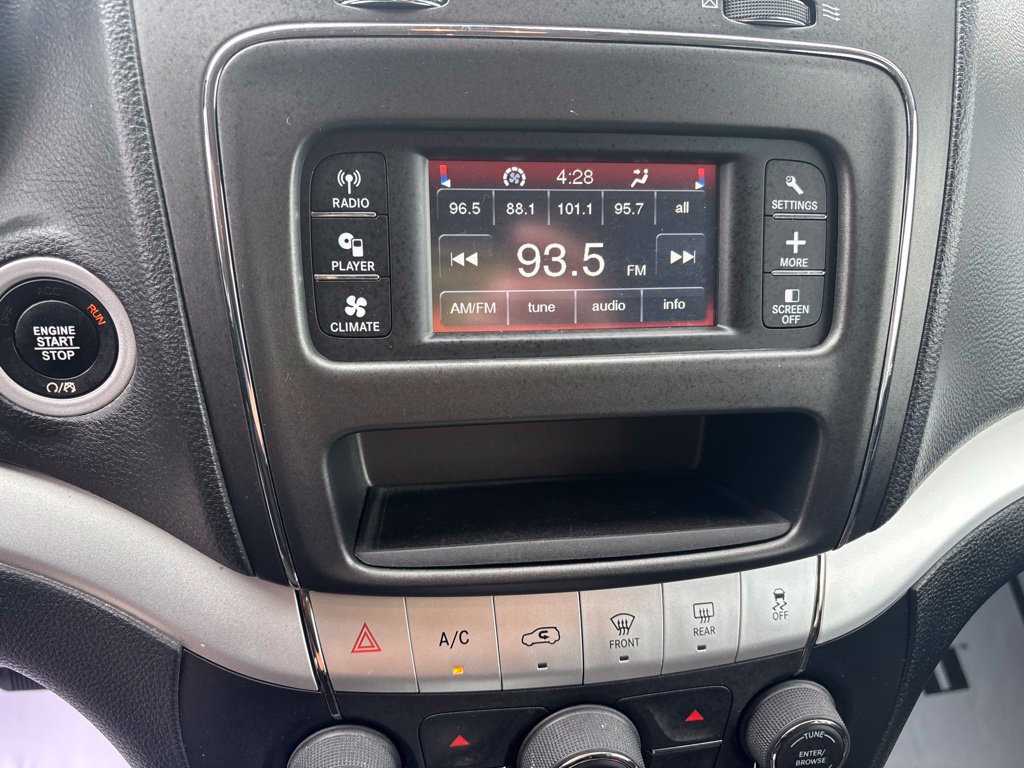 Used 2020 Dodge Journey SE FWD image 28