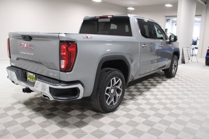 New 2026 GMC Sierra 1500 SLE image 11