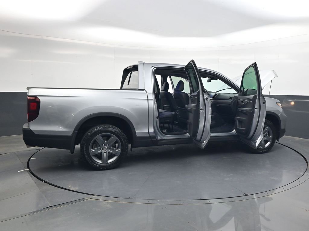Certified 2023 Honda Ridgeline RTL image 34