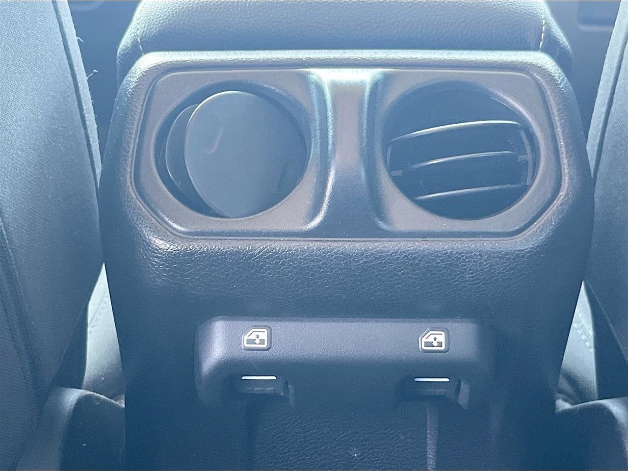 Used 2019 Jeep Wrangler Unlimited Sport S image 27