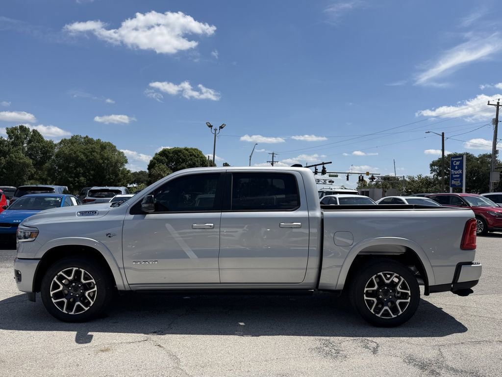Used 2026 RAM 1500 Laramie AWD/4WD image 8