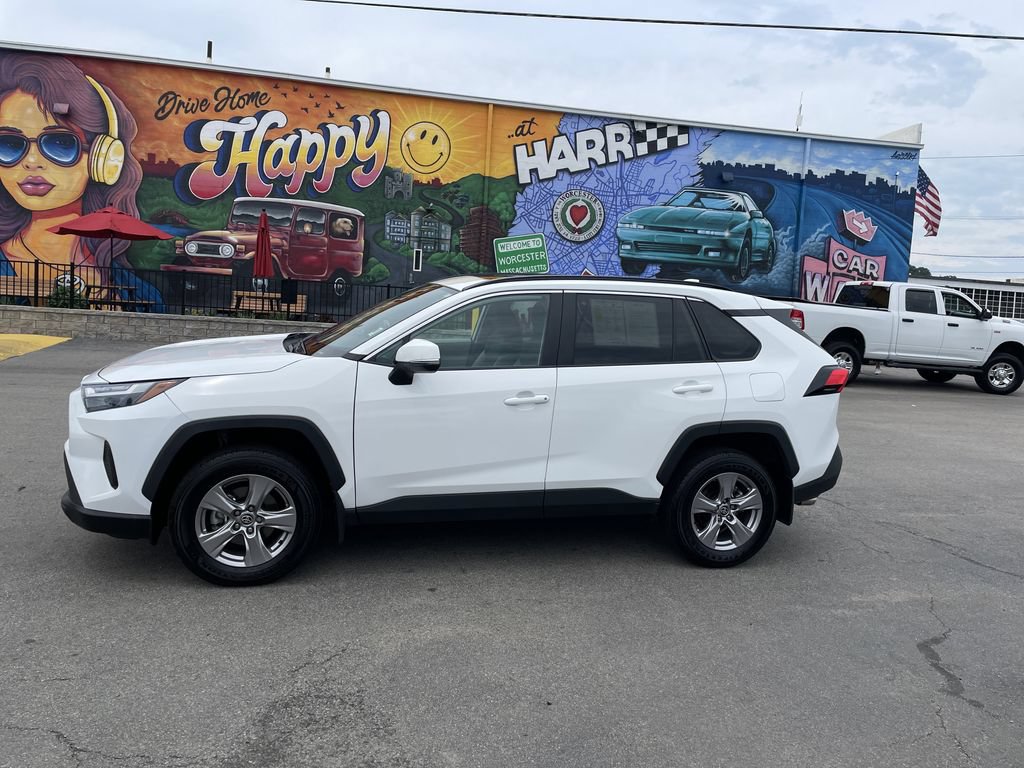Used 2025 Toyota RAV4 XLE w/ Convenience Package AWD/4WD image 2