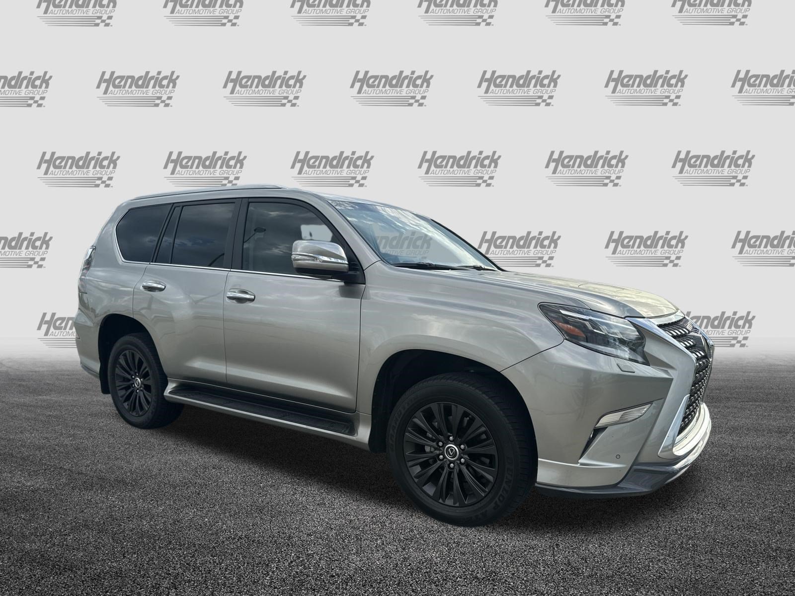 Certified 2023 Lexus GX 460 Luxury w/ Sport Design Package AWD/4WD image 2