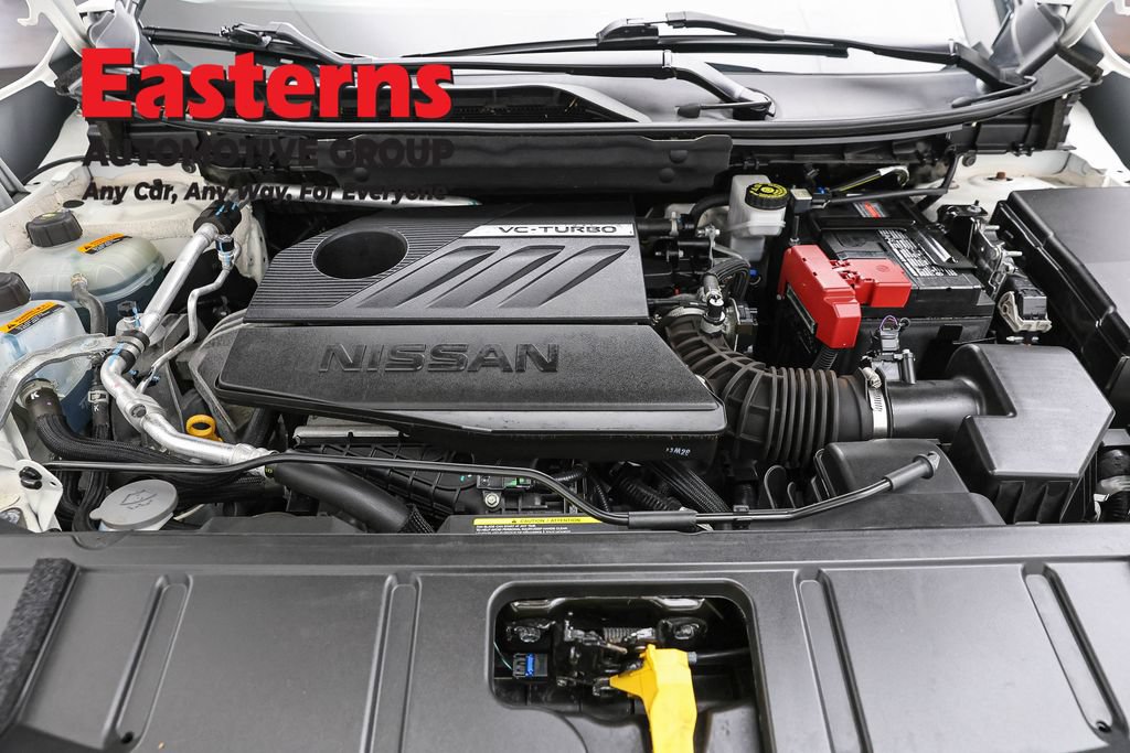 Used 2023 Nissan Rogue S AWD/4WD image 7